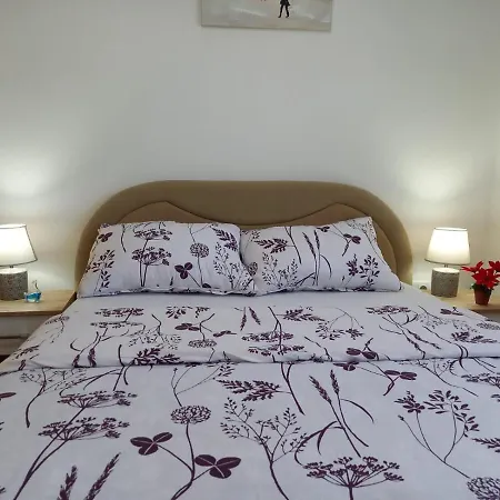 Lägenhet Apartman City Bijeljina